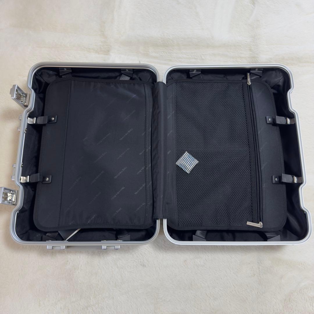 新品未使用メルセデスベンツ　アルミボディーキャリーケース4輪TASロック保存袋