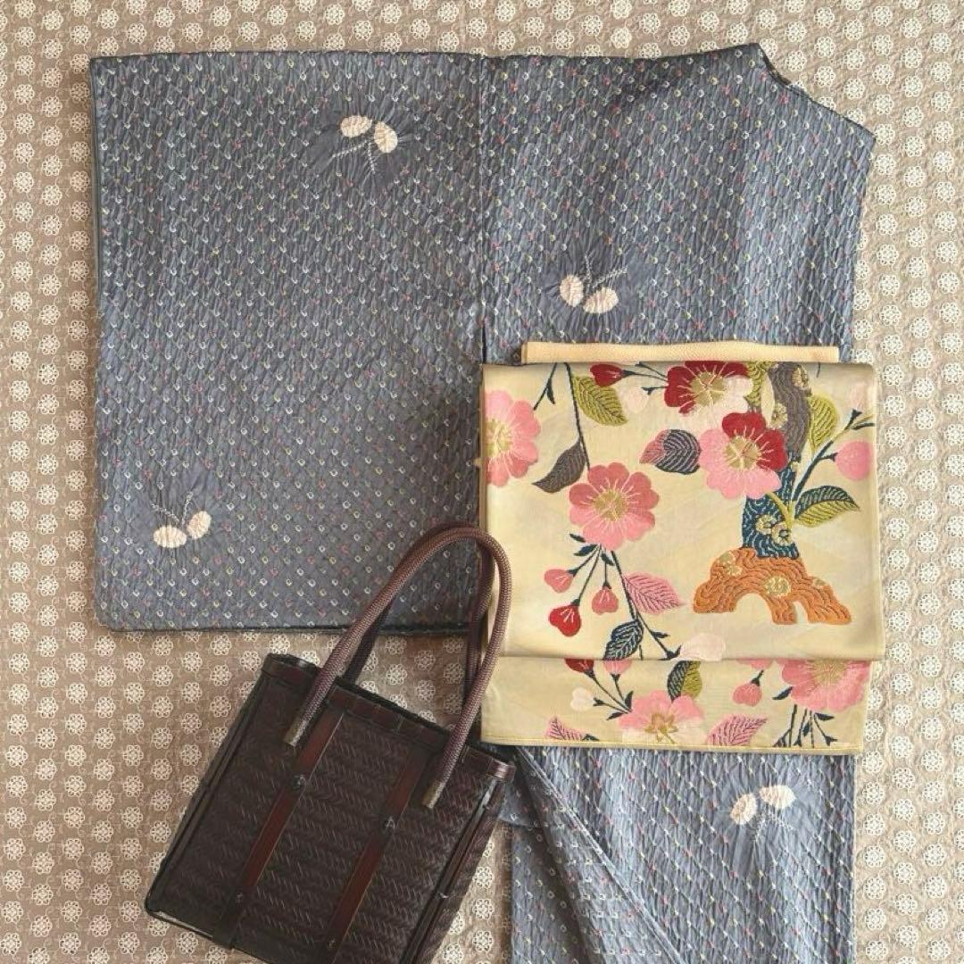 可愛い蝶々柄　絞り　小紋　正絹　お花見着物　ミナペルホネンお好きな方にも