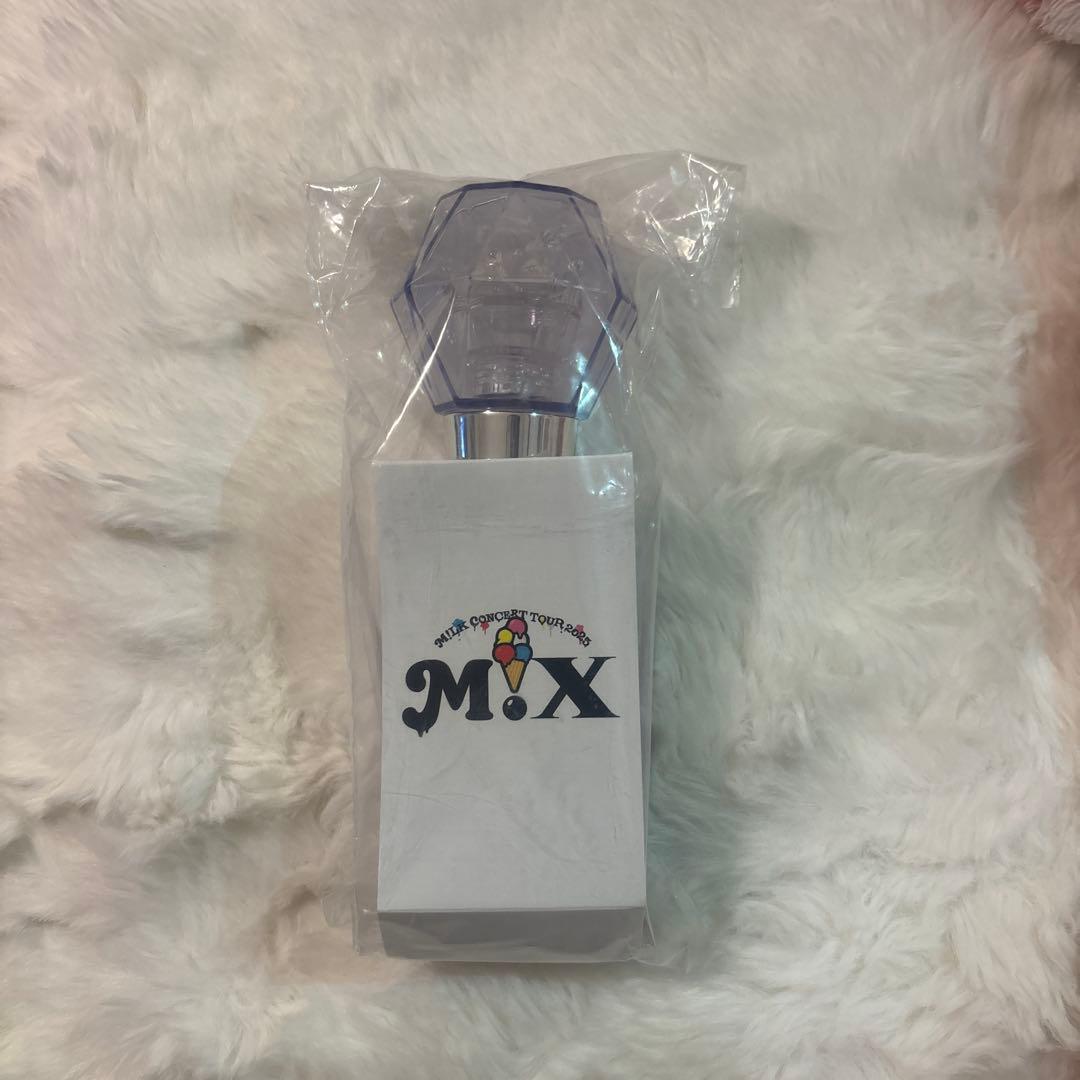 M!LK ミルクラスタルスティック 3