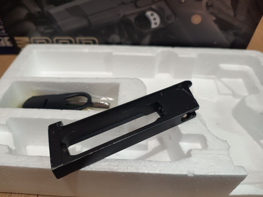 トイガン Carbon8 M45CQP