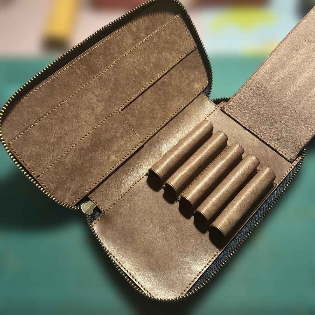 プエブロレザー　ラウンドジップペンケース　（検野原工芸　バハギア　楔　しーさー