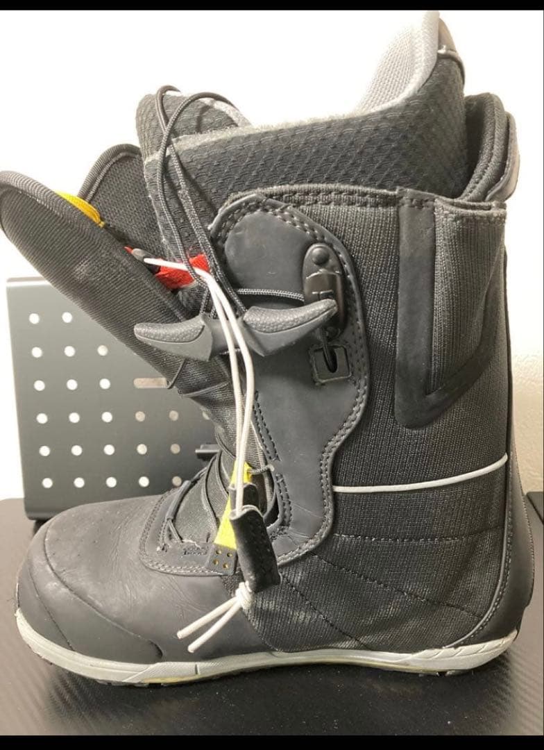 Pirelli x Burton スノボブーツ ION Japan-fit