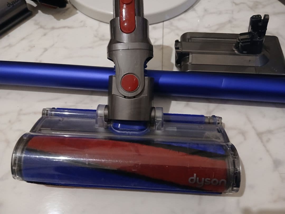 y*u様 Dyson V11 スティッククリーナー 本体