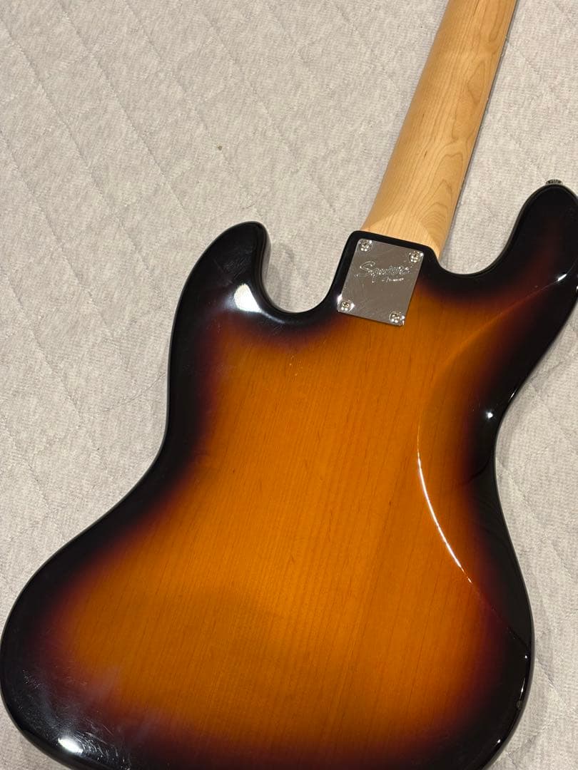 Squier Jazz Bass サンバースト 5弦