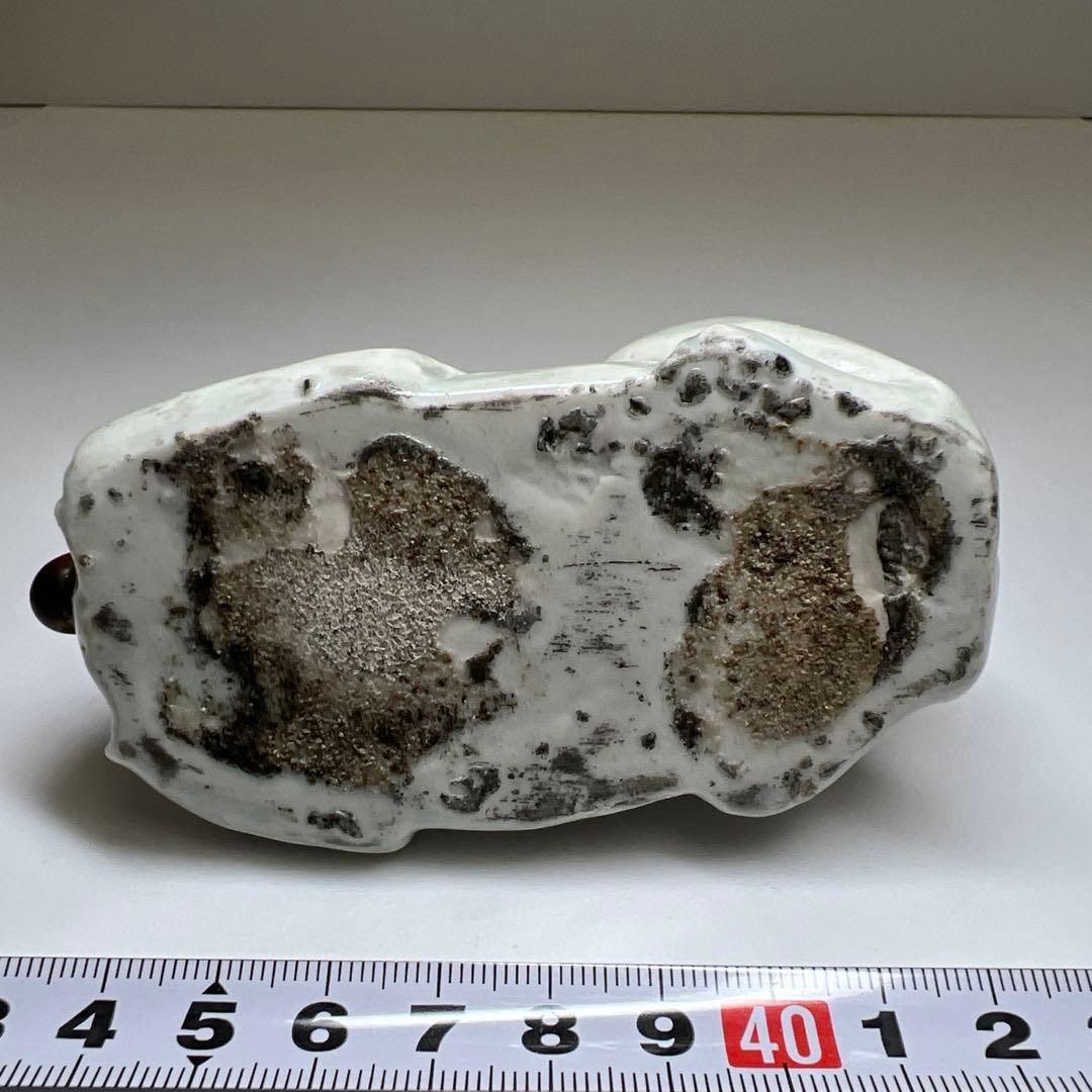 李朝白磁　鉄砂兎形硯滴　共箱　幅約9.5㎝　東Y7-0910⭐︎2Fトトヒ