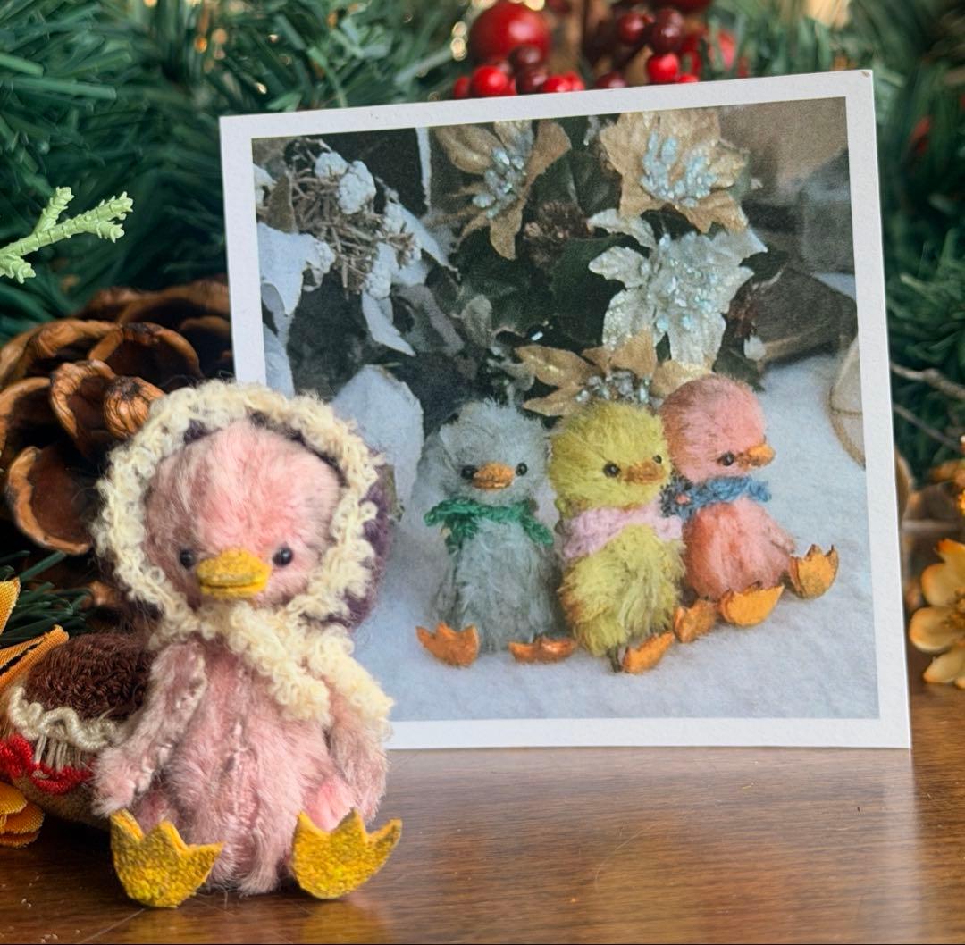 moriのえほん様ボンネットをかぶったアヒル　ミニチュアぬいぐるみ 4.5cm