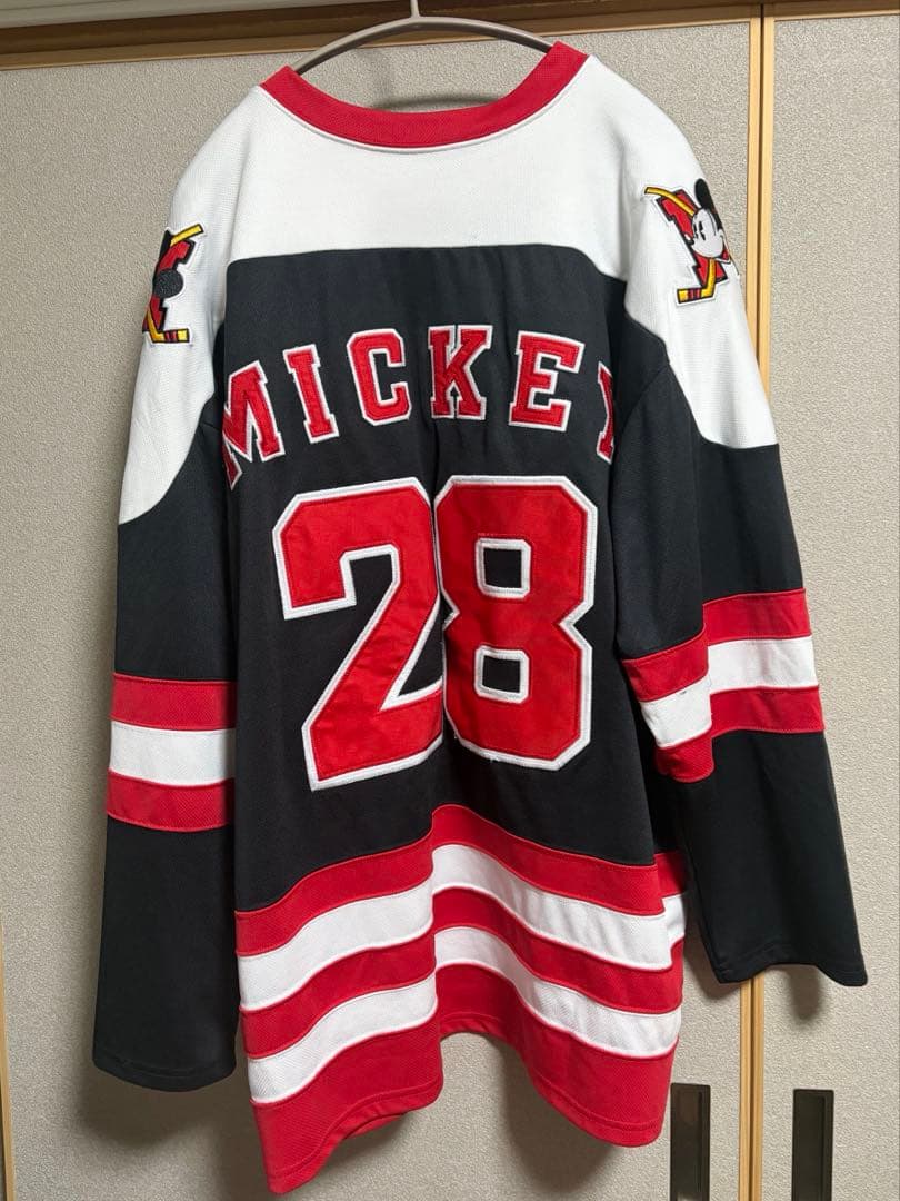 ディズニーパークス　ミッキーマウスアイスホッケージャージ