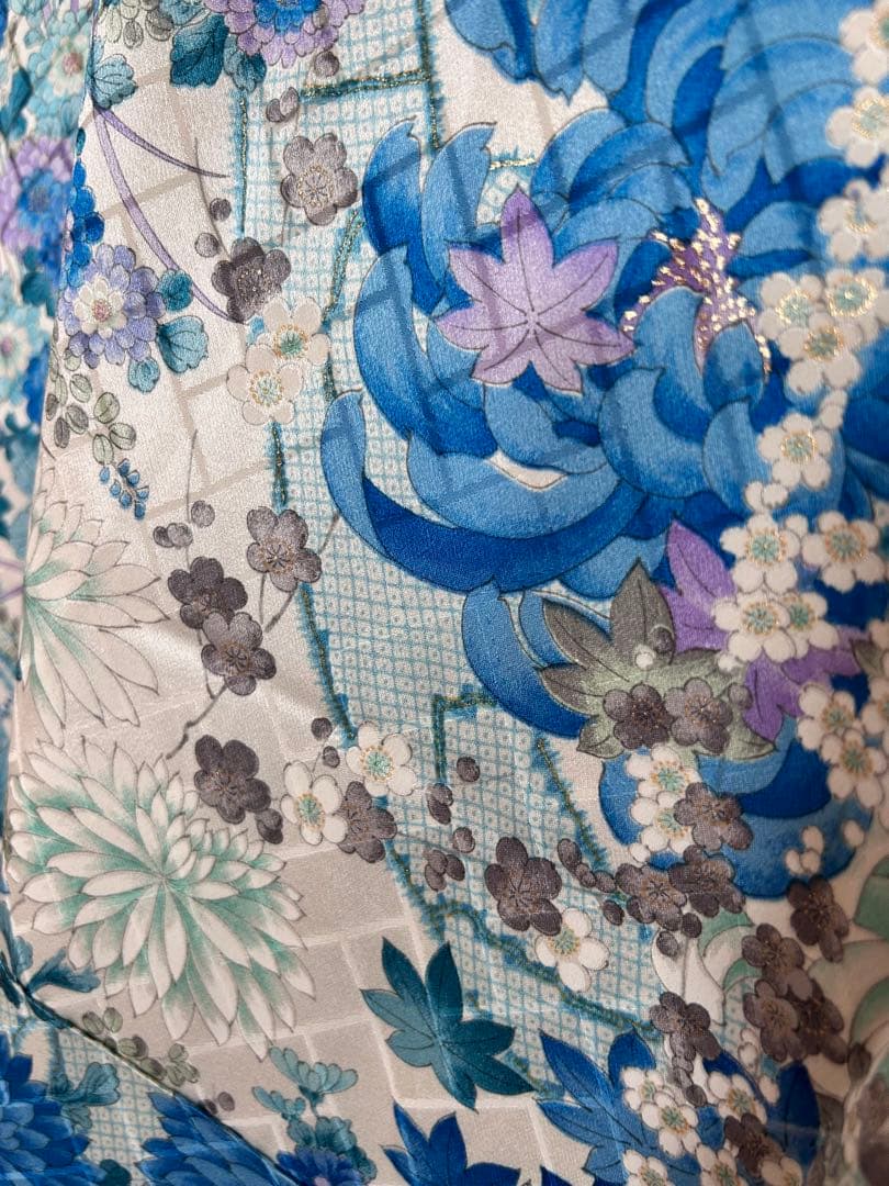 青花総柄 振袖 装い金彩 身丈157.5 裄66 袖丈111