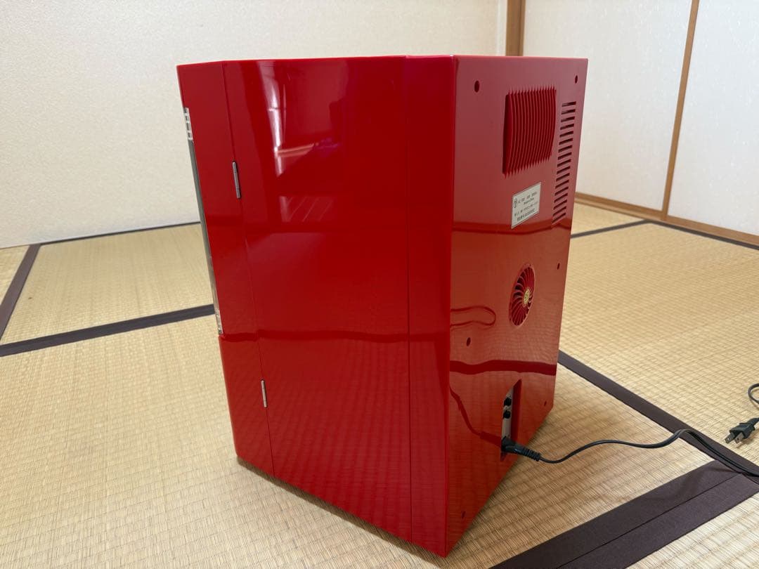 冷蔵自動販売機（日本ハムファイターズ記念缶付）