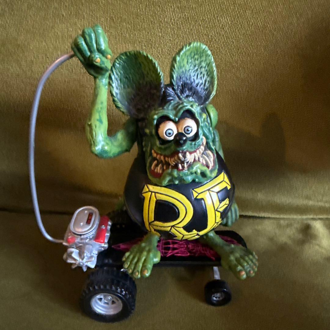 ラットフィンク　フィギュア