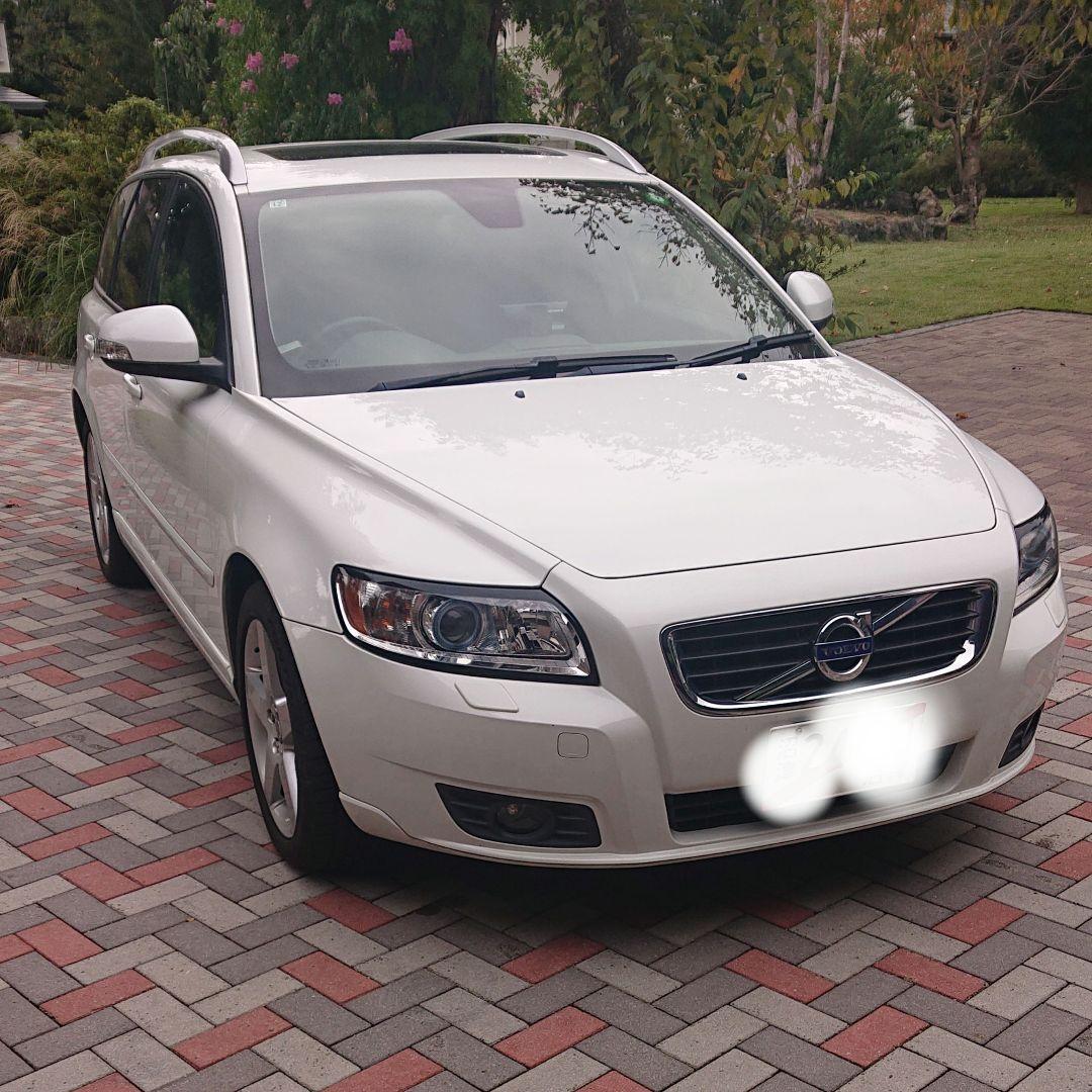 ボルボ V50 クラシック HDDナビ 革シート サンルーフ 予備検対応