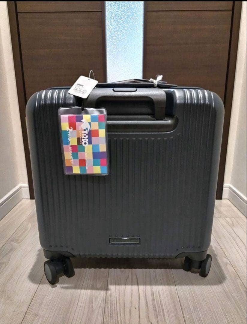 新品未使用 innovator 33L キャリーケース ネイビー inv20