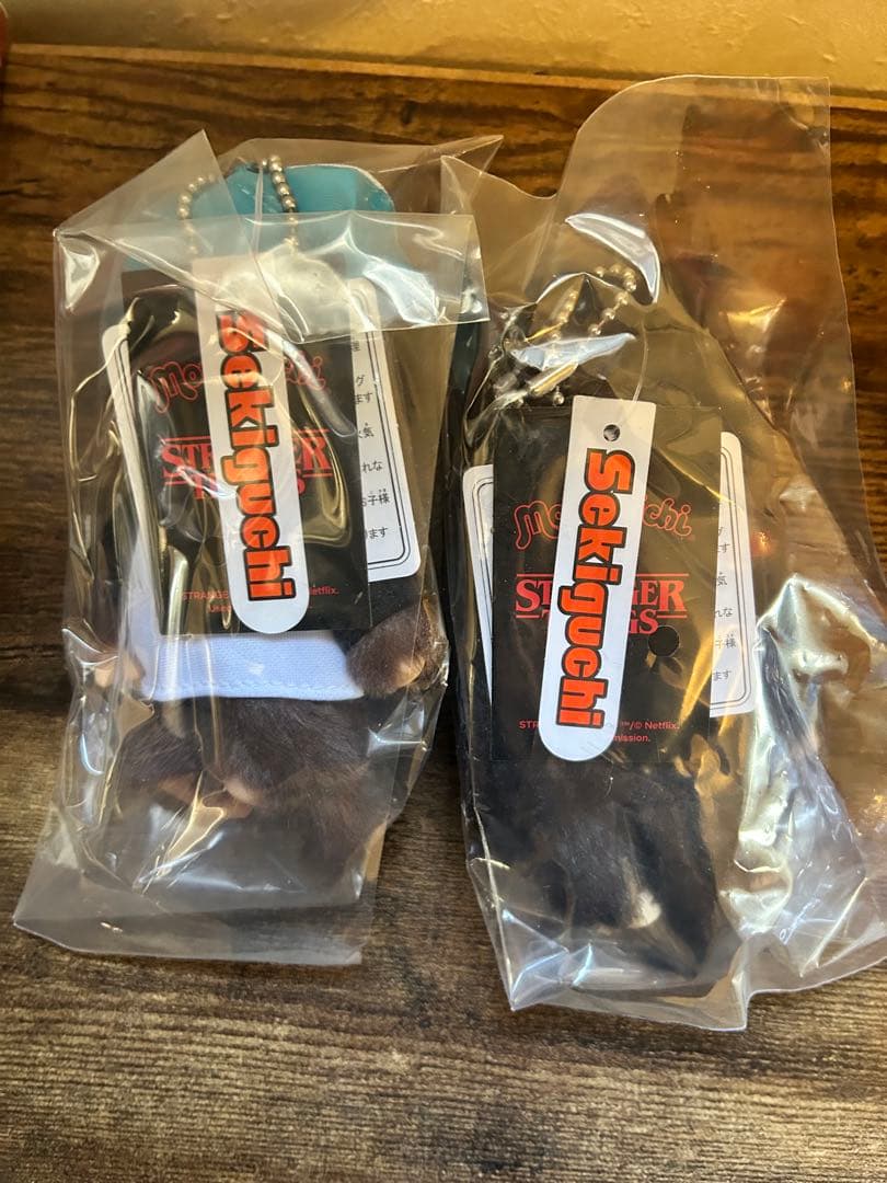 新品未使用 モンチッチ キーチェーン ストレンジャーシングス