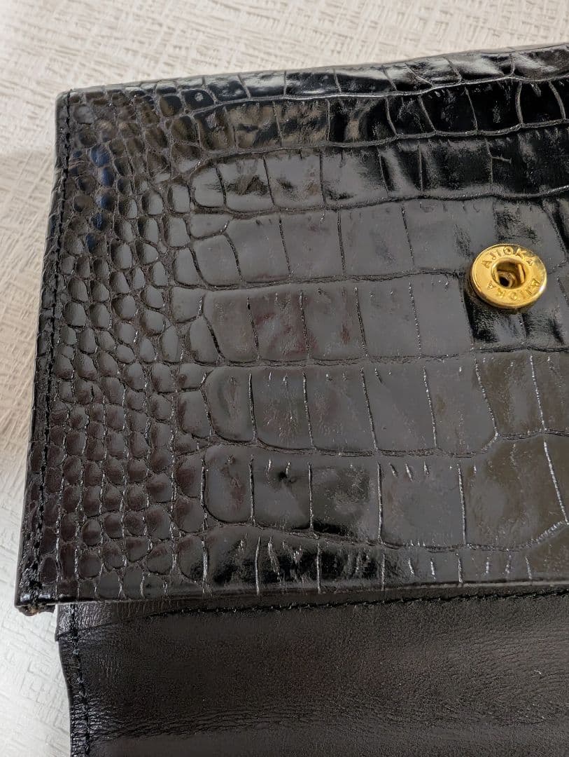 YVES SAINT LAURENT ブラック二つ折り財布