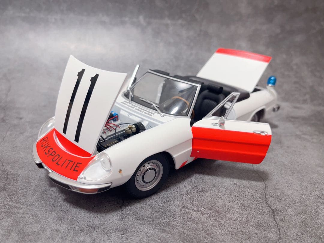 PMAスパイダー SPIDER 1/18 Alfa Romeo ミニカー