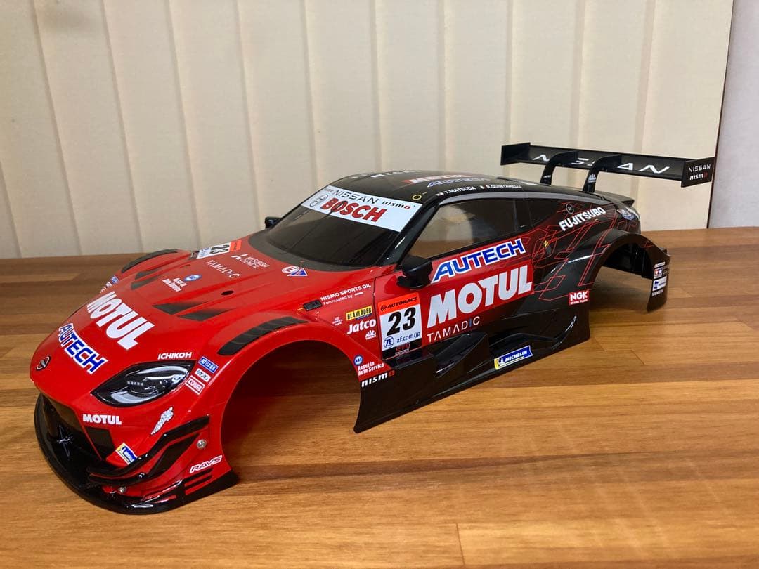 TAMIYA ラジコン　MOTUL AUTECH Z ボディ