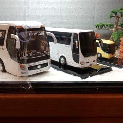 1/32ヒュンダイ1/43エアロクィーン1/80セレガ3台セット