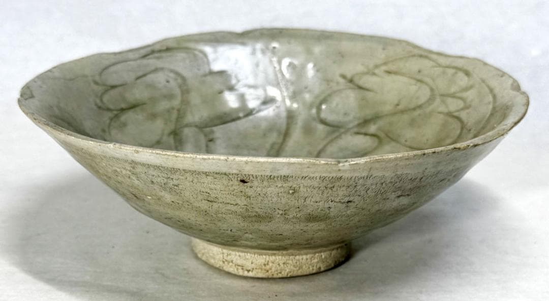 南宋時代 青磁輪花茶碗 箱付 古美術 時代品 伝世品焼物 歴史唐物WWTT296