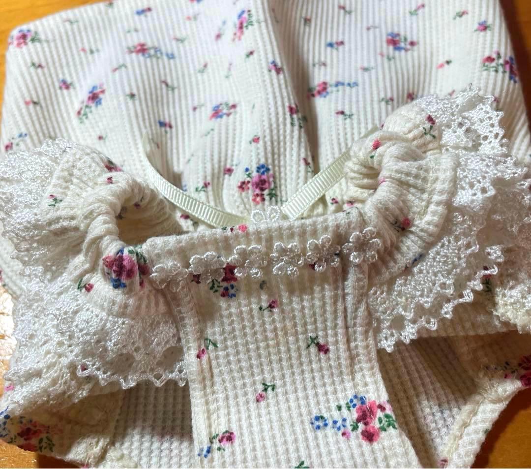 ハンドメイド犬服　ワッフルニットのキャミワンピ　色違い３色　お袖2段レース