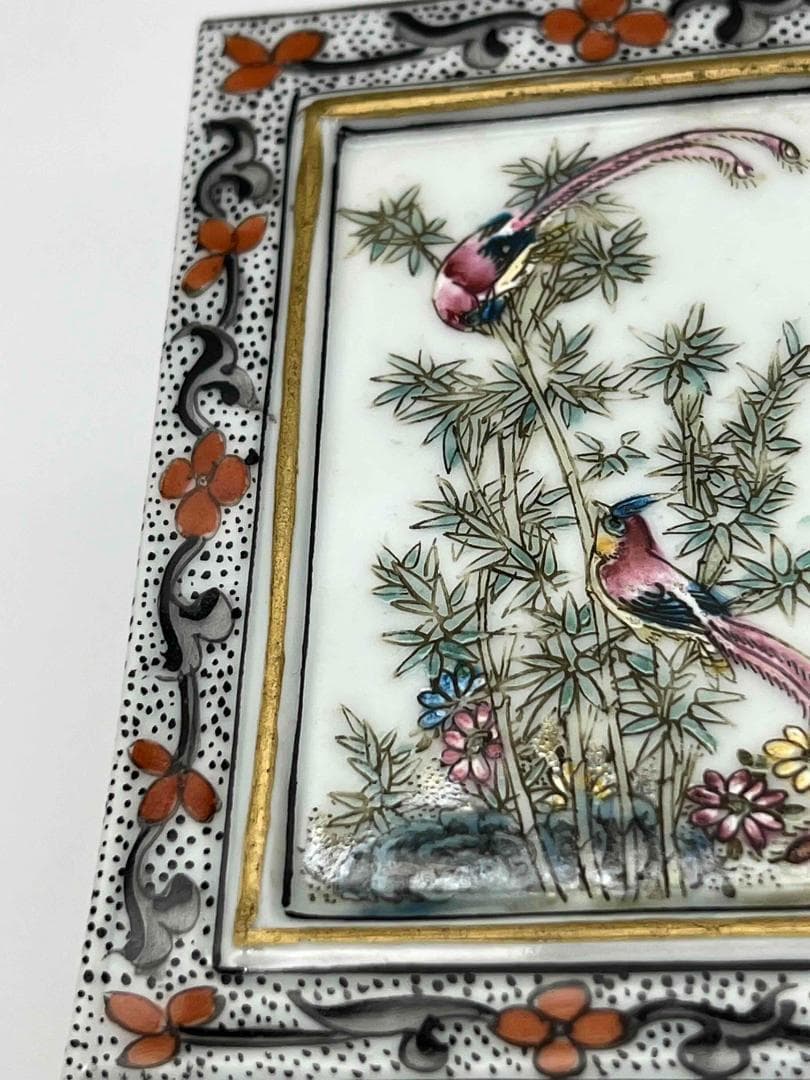 清道光時代 【大清道光年製】在銘 粉彩 琺瑯彩金彩錦雞墨彩詩文筆筒(E-70)