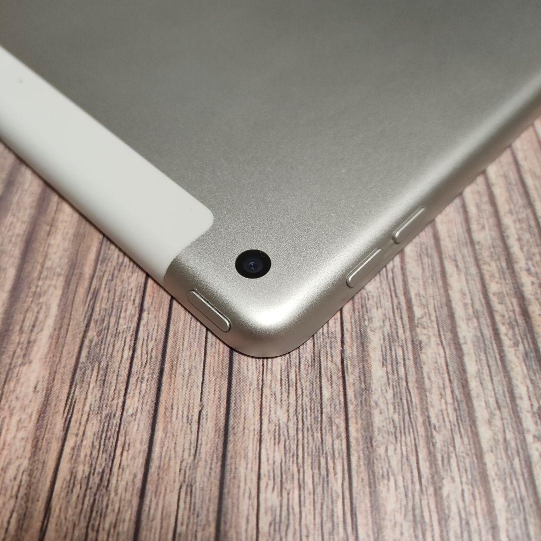 iPad 第8世代 32GB SIMフリー 美品