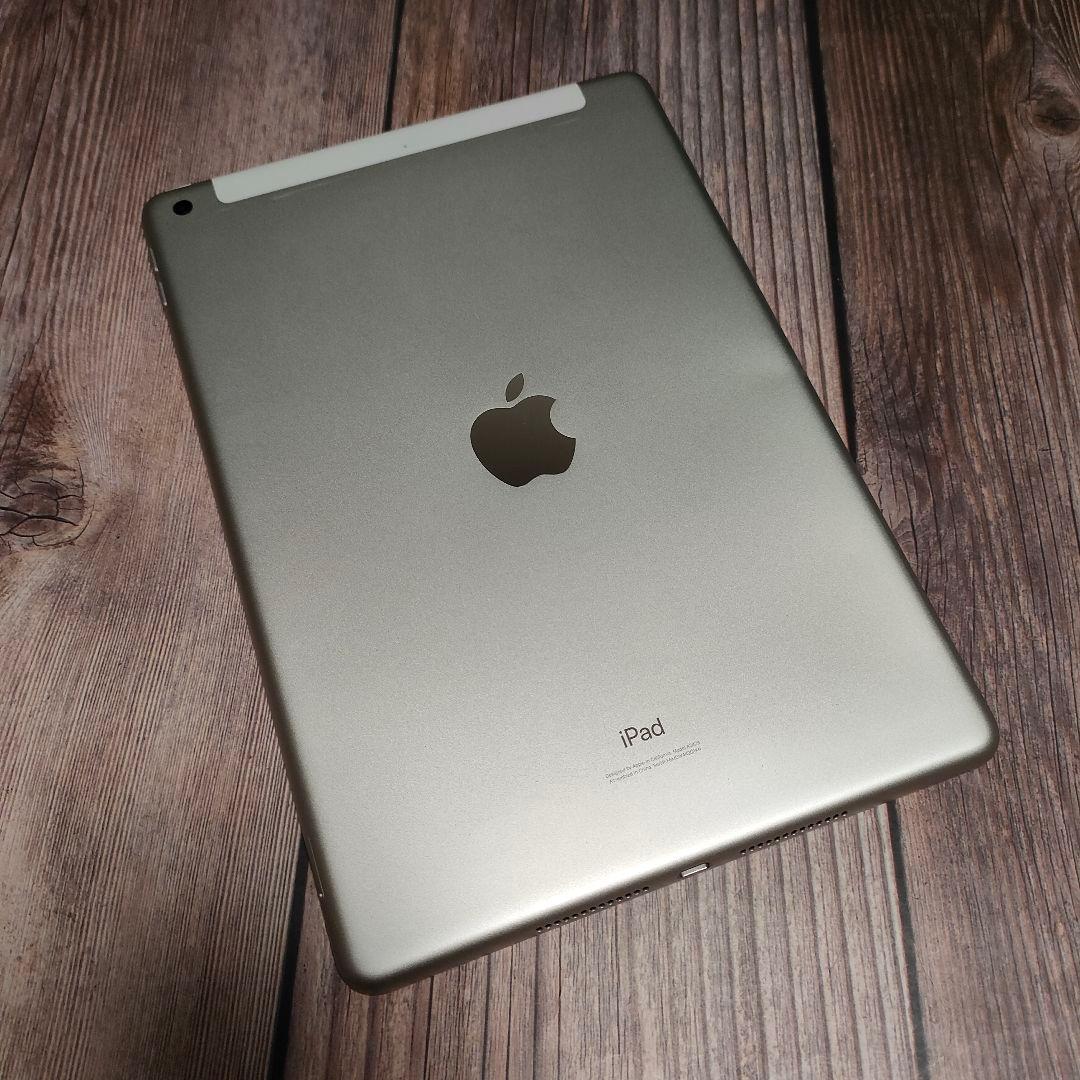 iPad 第8世代 32GB SIMフリー 美品