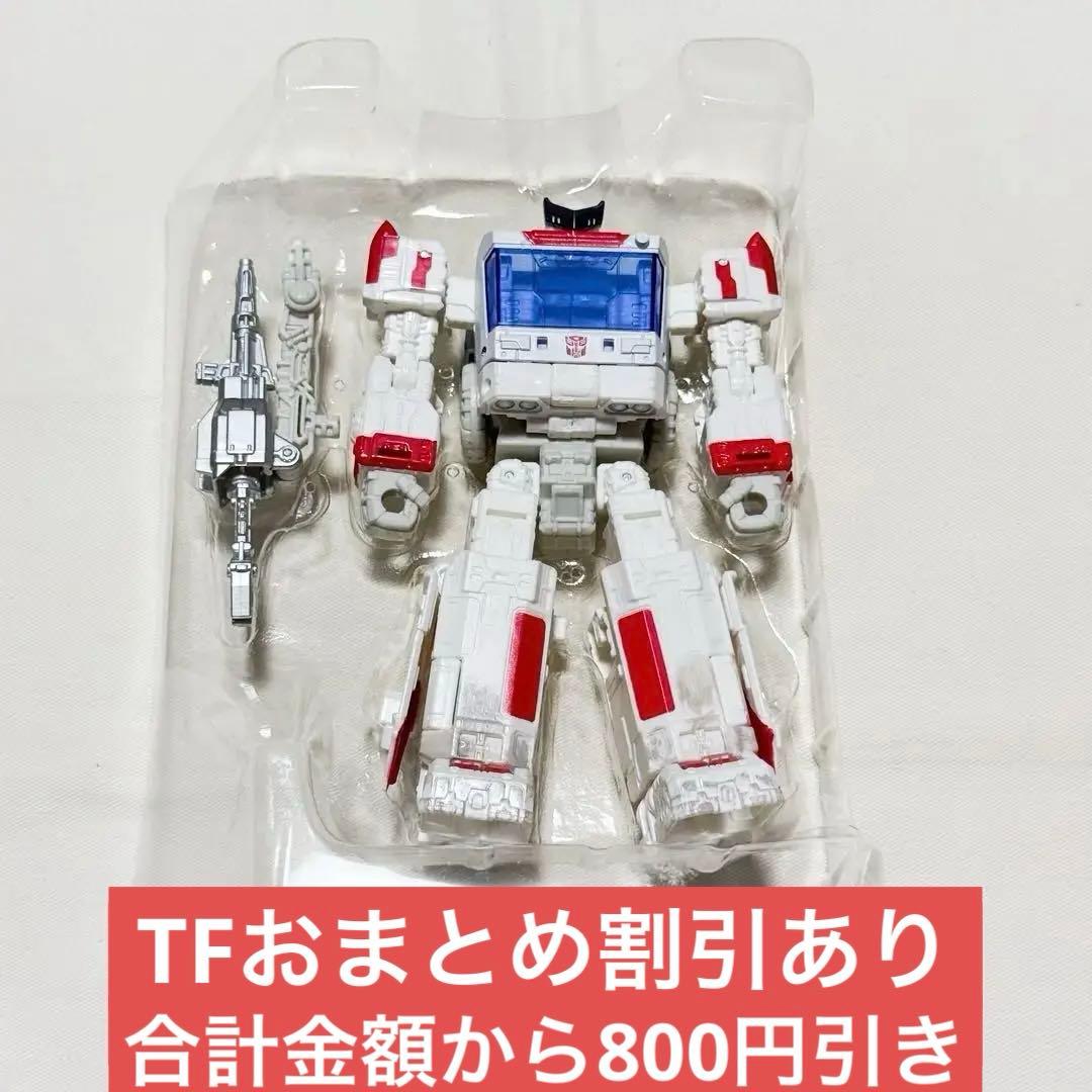 【送料込・中古・開封品】トランスフォーマー WFC-S34 ラチェット