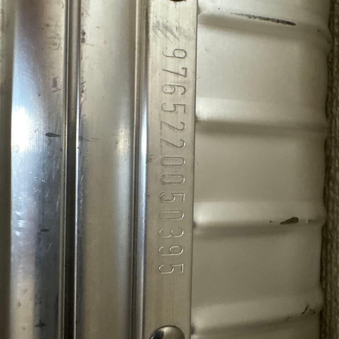 はるまきリモワ クラシックフライト 33L 機内持ち込み 2輪