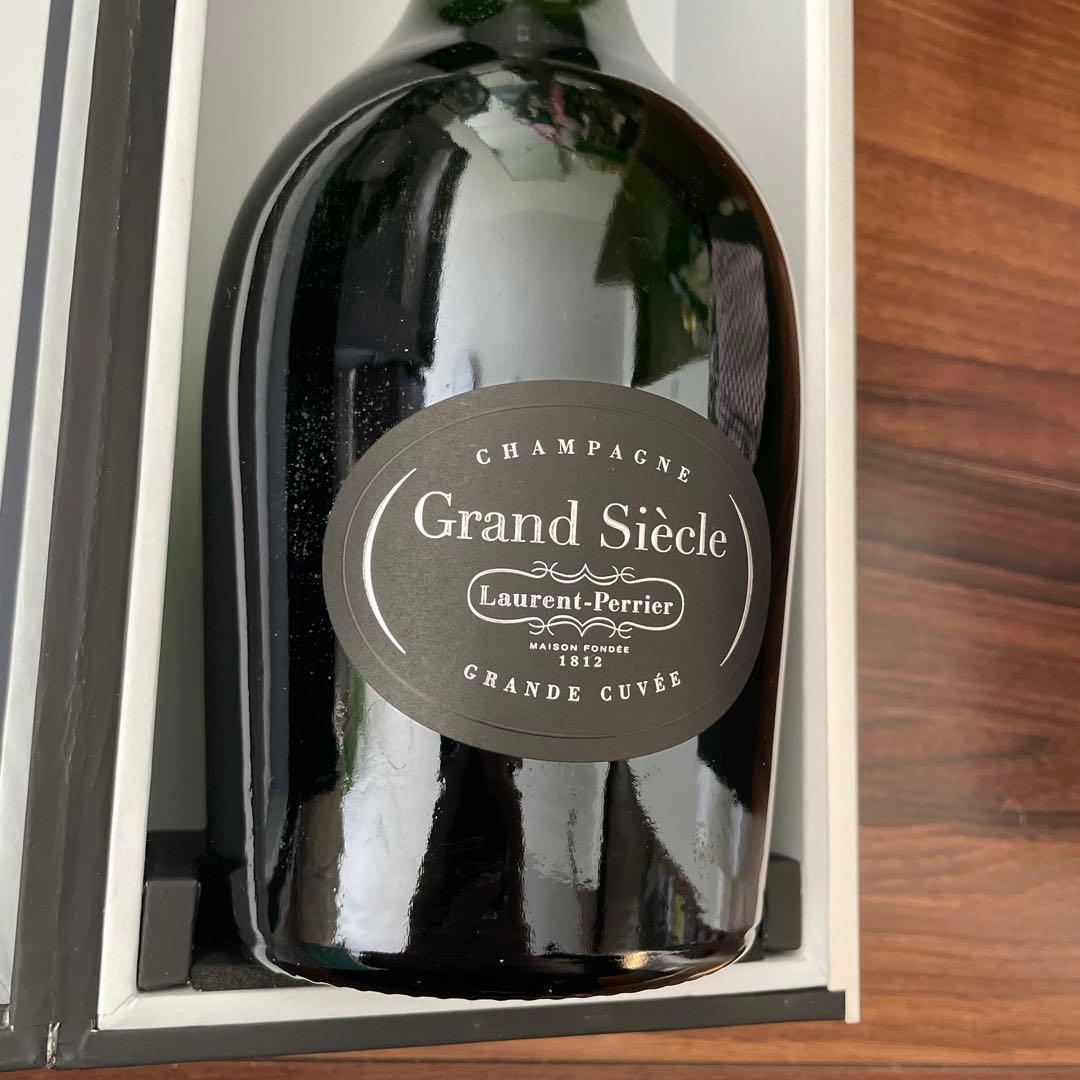 ローランペリエグランシエクルNo.25化粧箱入り