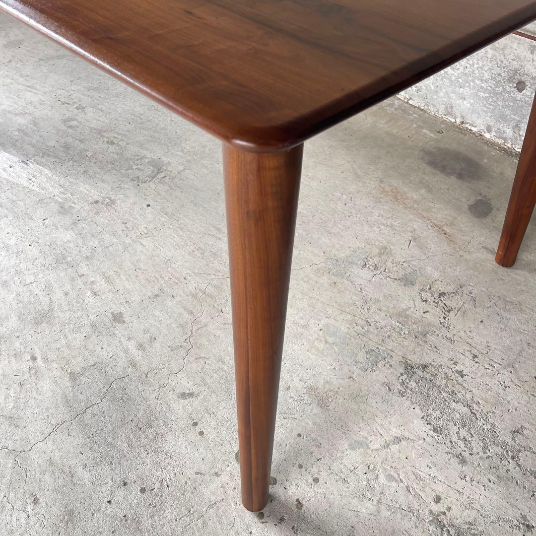 IDC OTSUKA 大塚家具　ウォールナット ダイニングテーブル　無垢材
