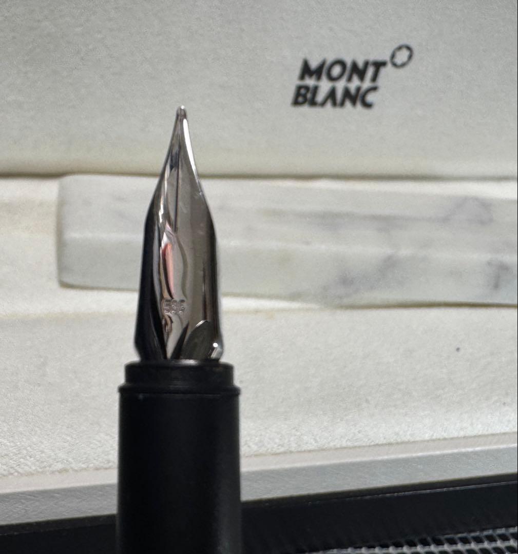 【極美品】モンブラン No1124 万年筆 漆黒ロードナイト鉱加工 万年筆