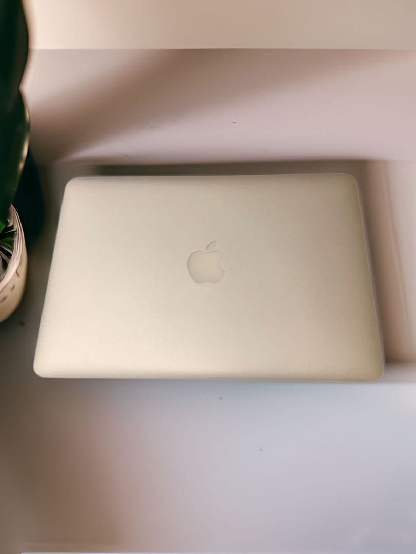 Apple MacBook Pro シルバー