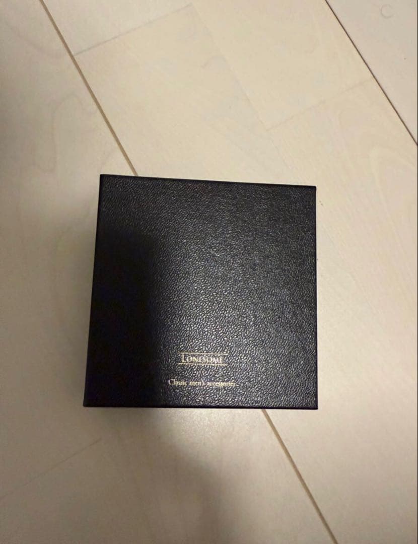 LONESOME. ロンサム イヌのバングル ブレスレット 箱付き シルバー