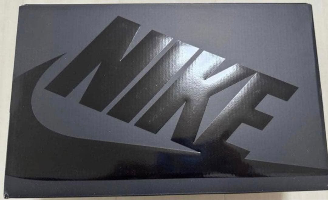 Supreme × Nike Air Force 1 Low \"White\"