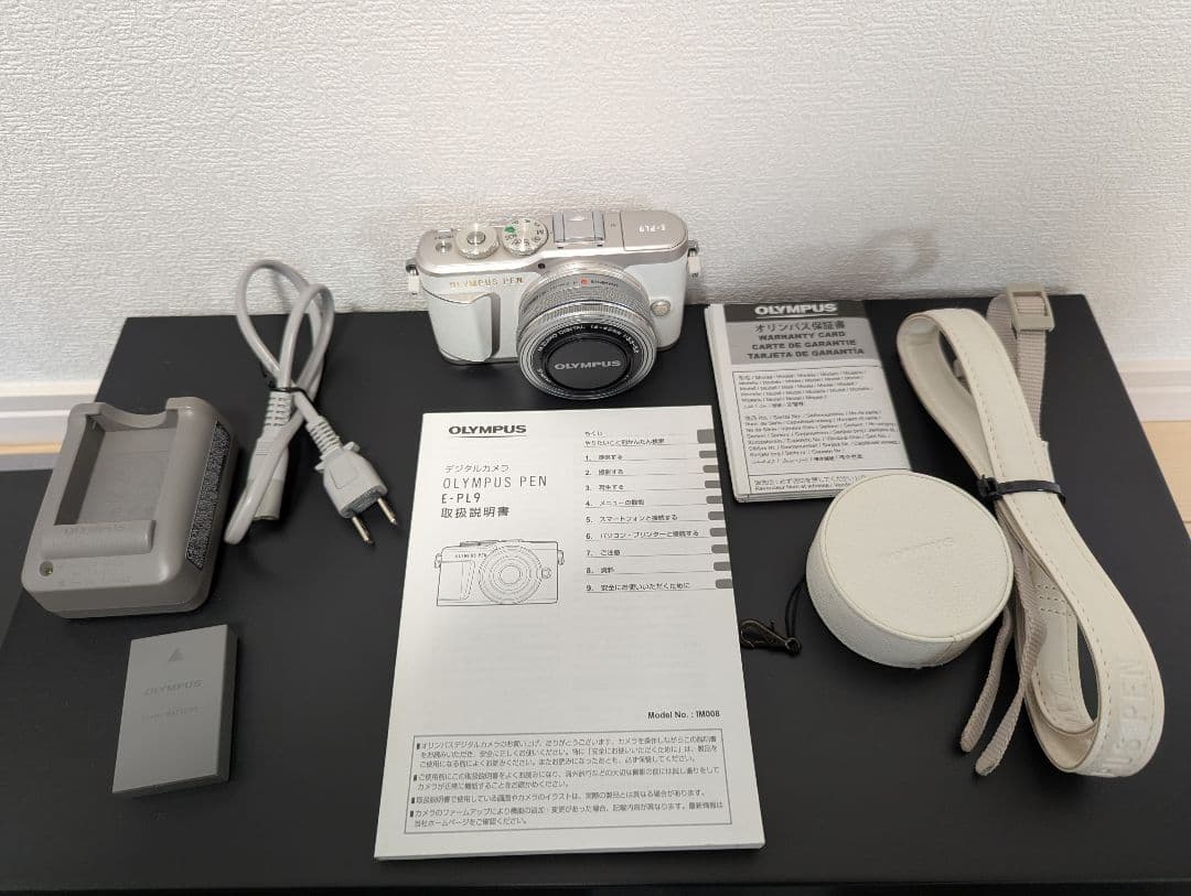 OLYMPUS PEN E-PL9 ホワイト ダブルズームキット