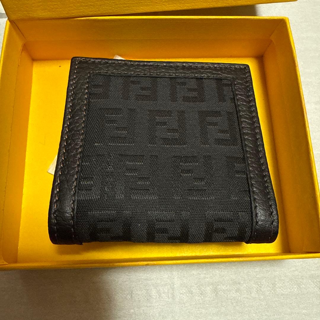 FENDI ブラック ケース