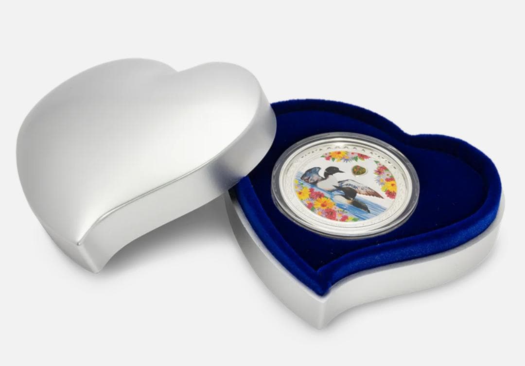 「愛は尊い（Love is Precious）」シリーズ第19弾　オオハクチョウ