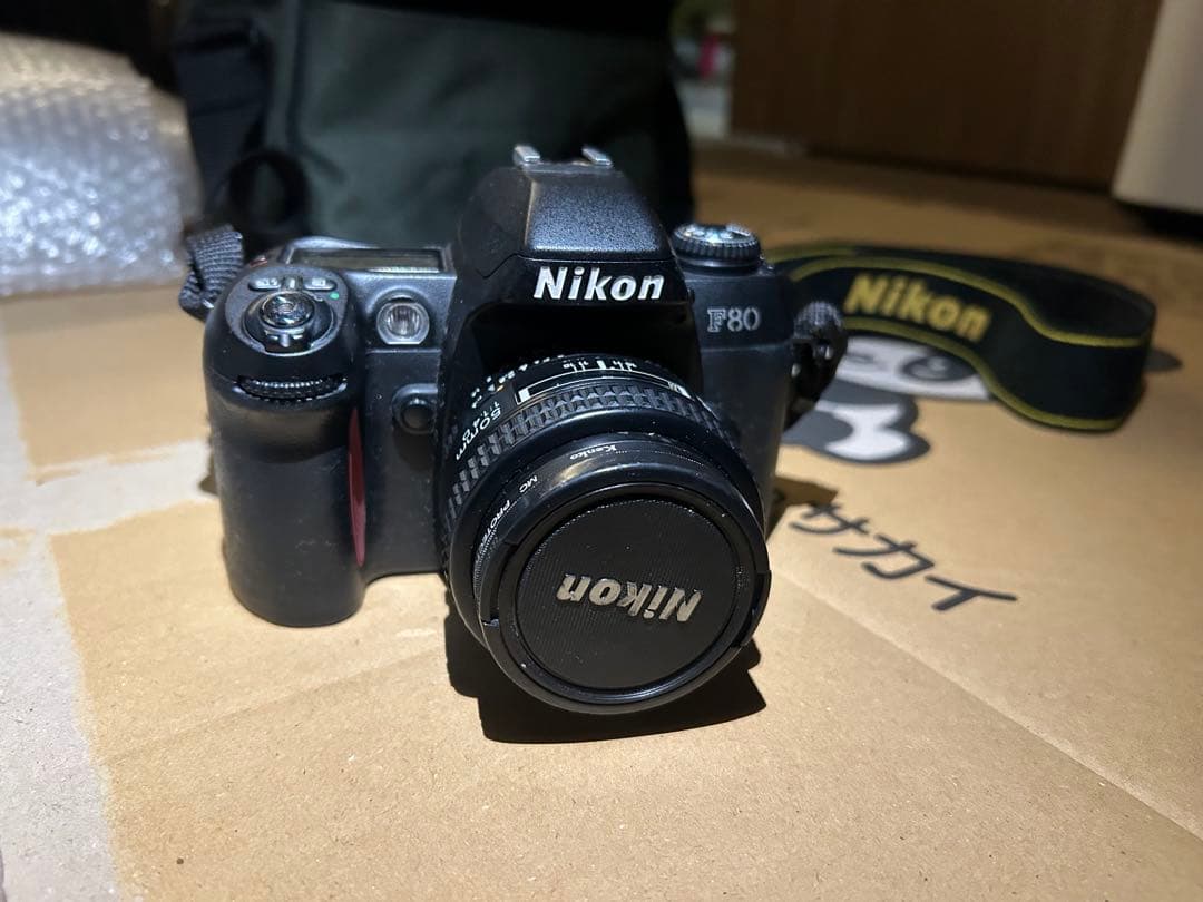 Nikon F80 フィルムカメラ レンズ付き