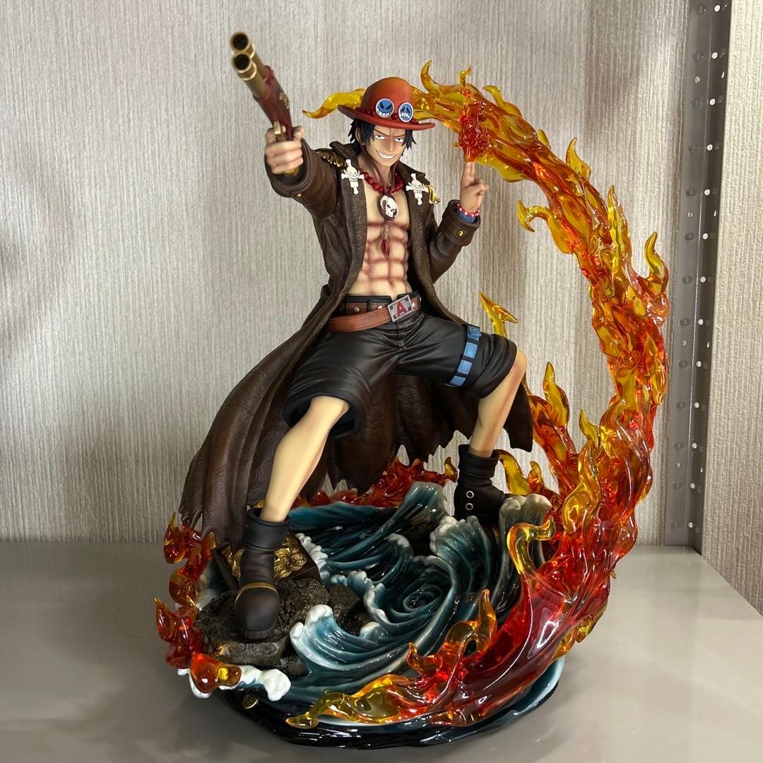 ワンピース　エース　フィギュア