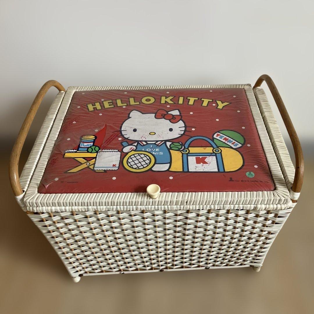 サンリオ　ハローキティ　バスケット　箱　昭和　レトロ　収納　レア