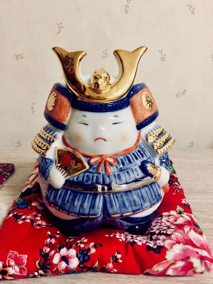 五月人形桃太郎青花磁招き猫陶磁器置物コレクション