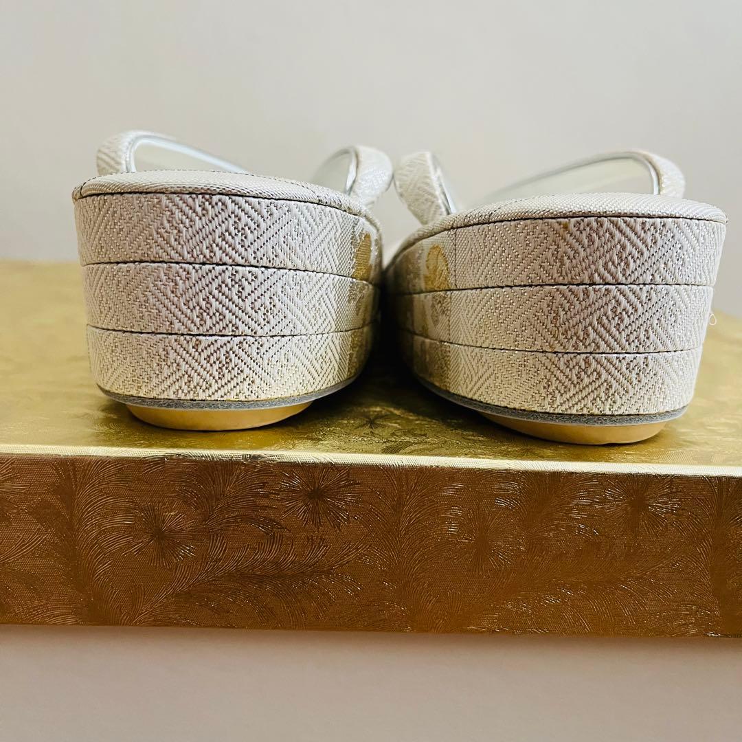 【未使用品】礼装用草履バッグ　結婚式　黒留袖 フォーマル　Mサイズ