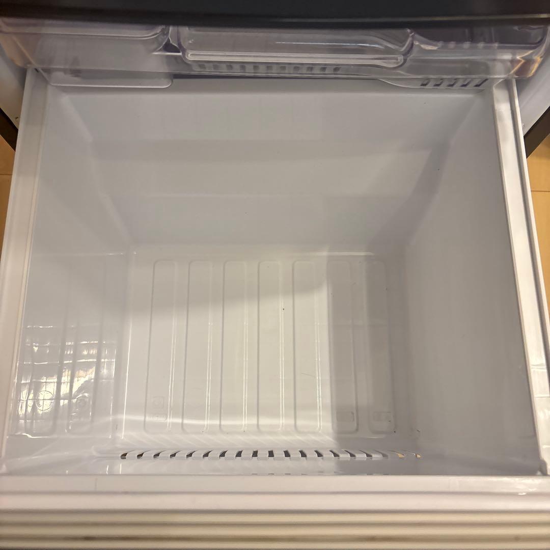 【送料込み】三菱 冷蔵庫 MR-P15G 146L 2020年製