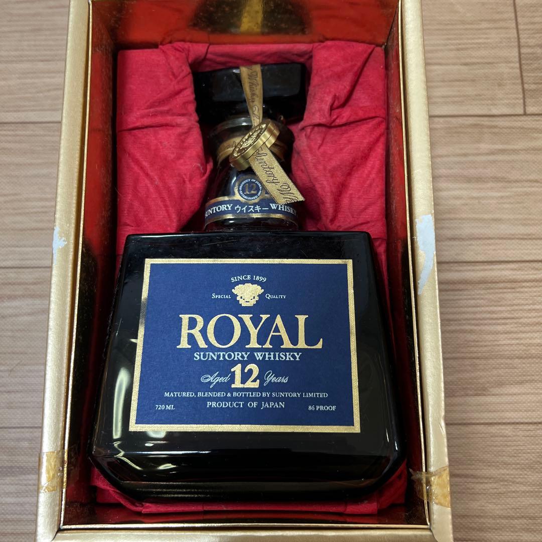 未開封✨️サントリーウイスキーローヤルプレミアム12年 720ml