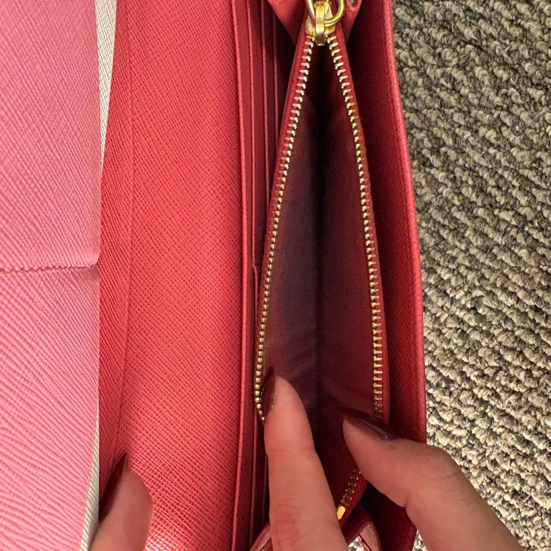 PRADA サフィアーノレザー 長財布