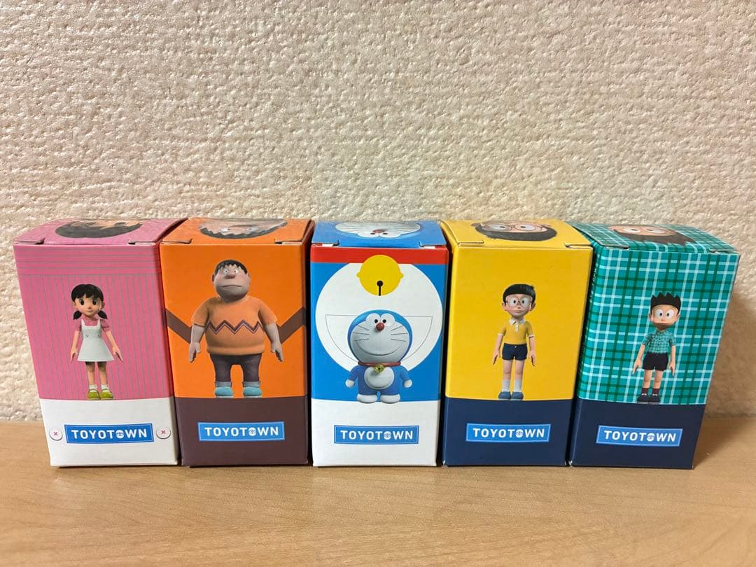 ドラえもん　ミニカー　パッソ　PASSO TOYOTOWN トヨタTOYOTA