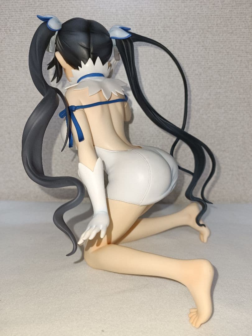 ヘスティア ダンジョンに出会いを求めるのは間違っているだろうか 1/4