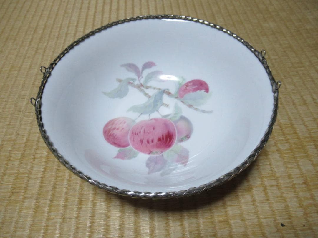 ◆美品 昭和初期◆名古屋製陶 名陶硬質陶器 リンゴ果物絵 金属編み手持ち付き大鉢