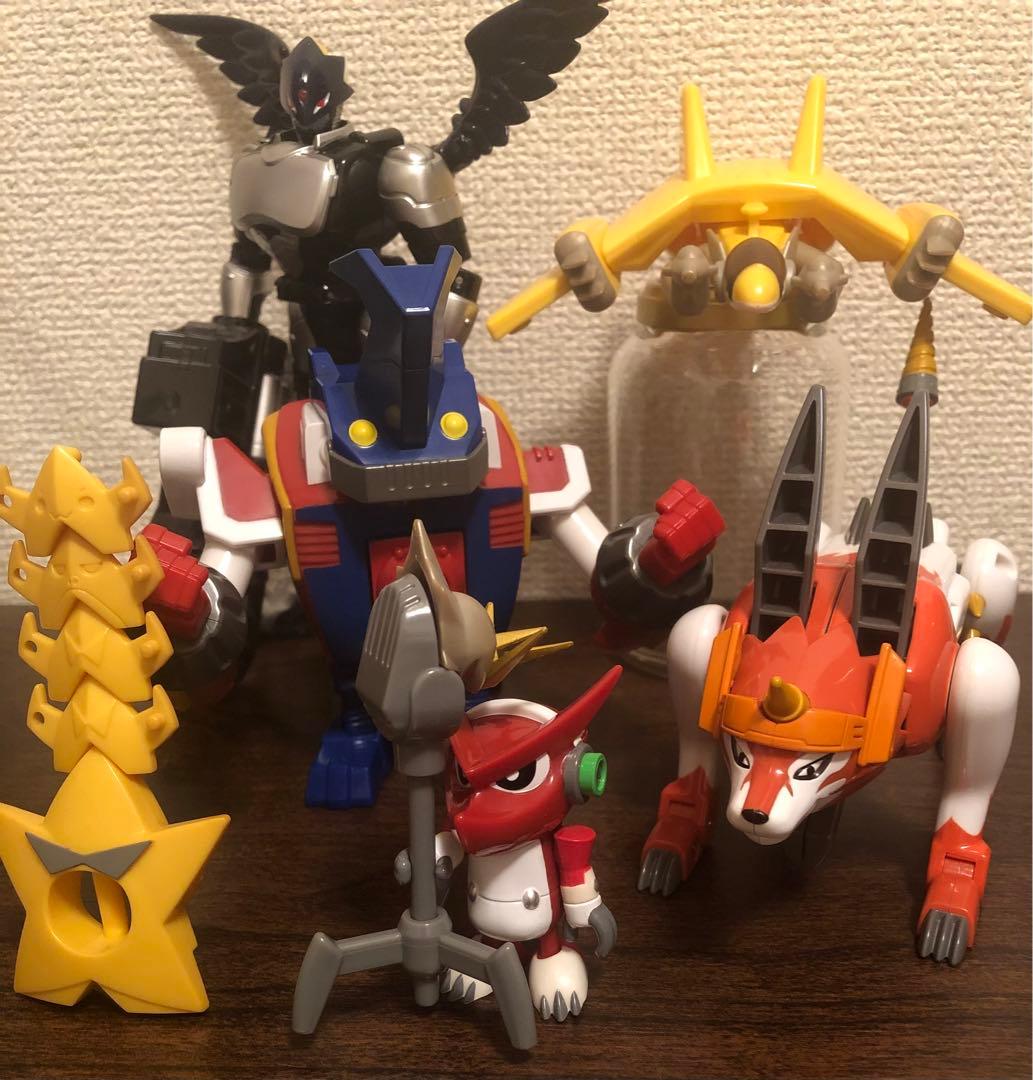 希少 デジモン クロスウォーズ フィギュア シャウトモン ベルゼブモン