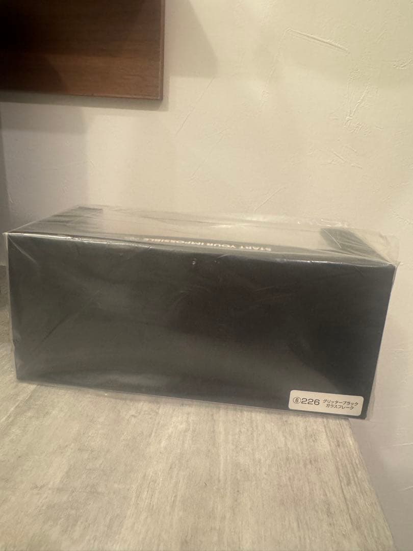 トヨタ　新型ヴォクシー　1/30ミニカー　未開封